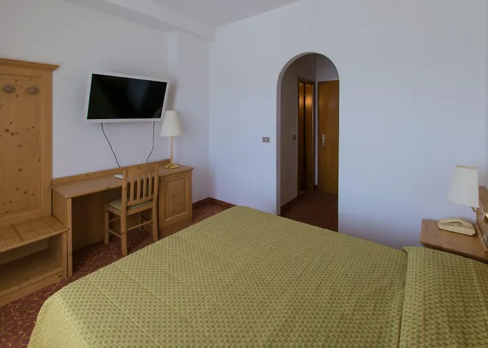 Antica Torre Hotel 3*