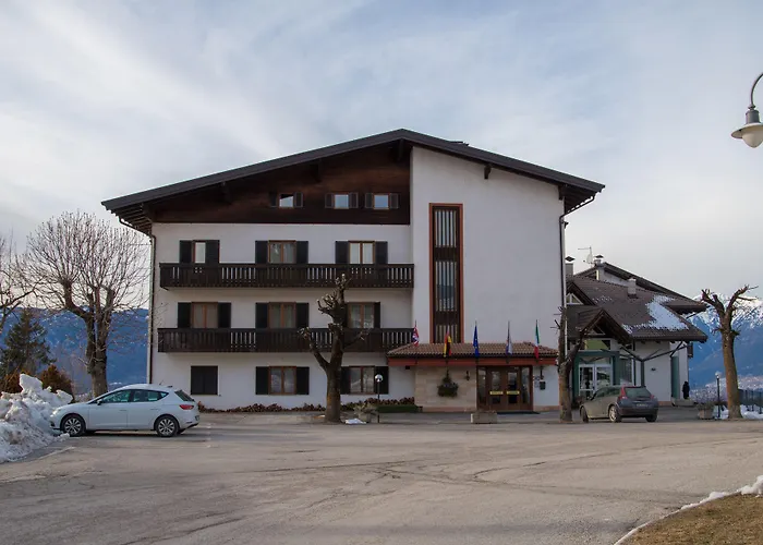 Antica Torre Hotel 3*